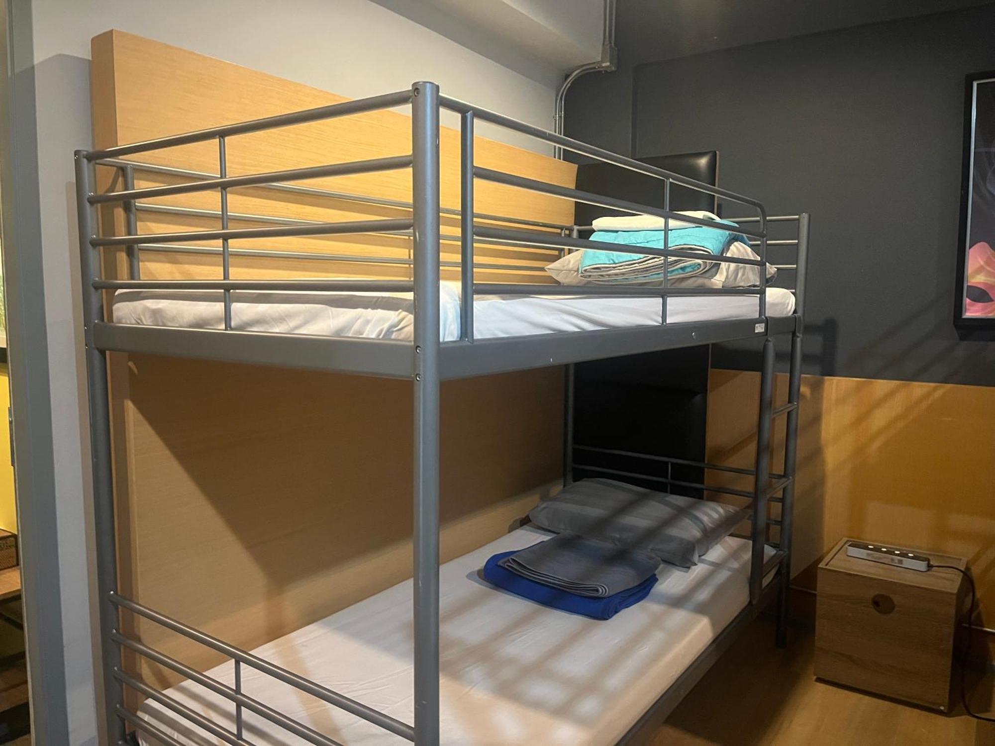 Bangkok Silom Chat Box Hostel المظهر الخارجي الصورة