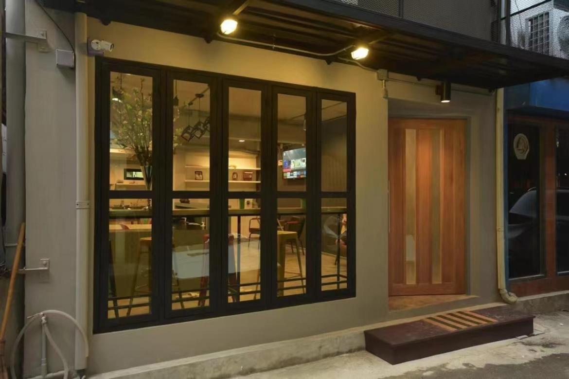 Bangkok Silom Chat Box Hostel المظهر الخارجي الصورة