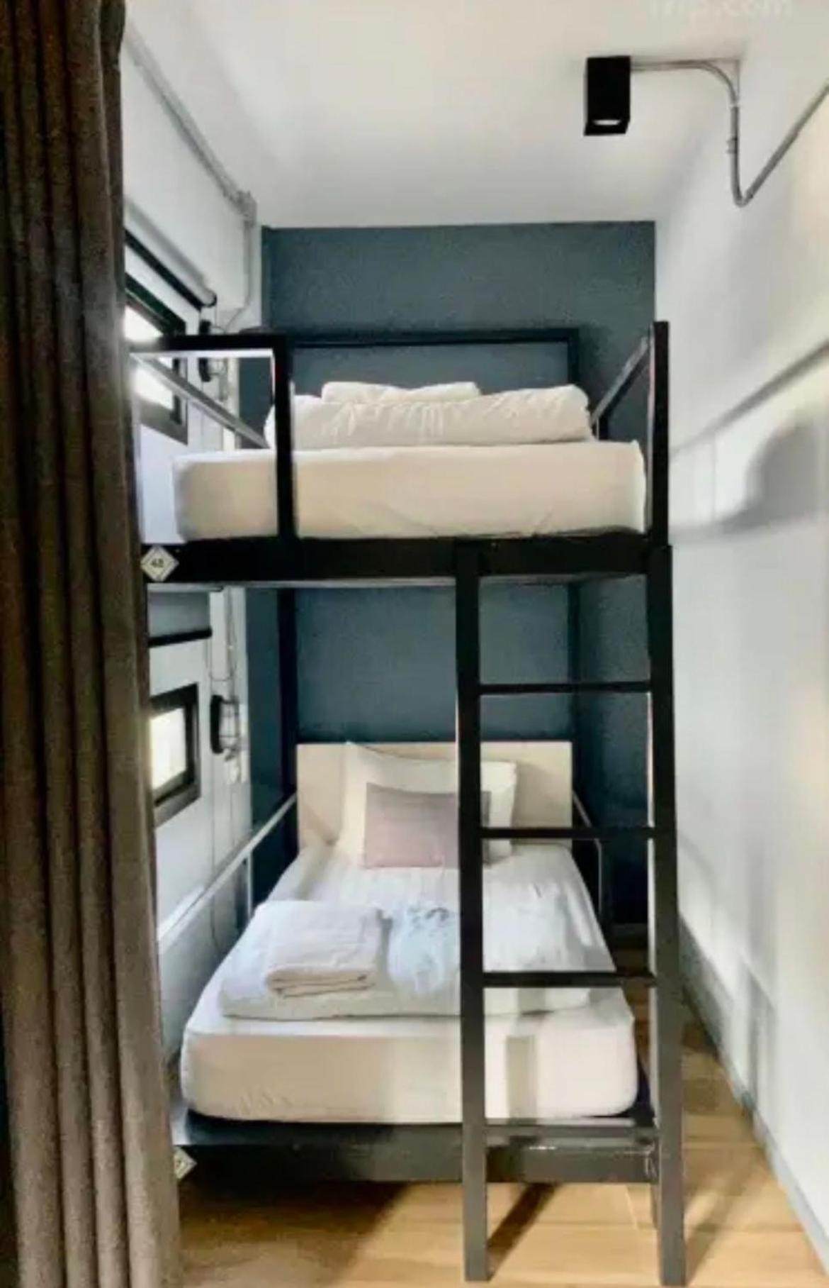 Bangkok Silom Chat Box Hostel المظهر الخارجي الصورة