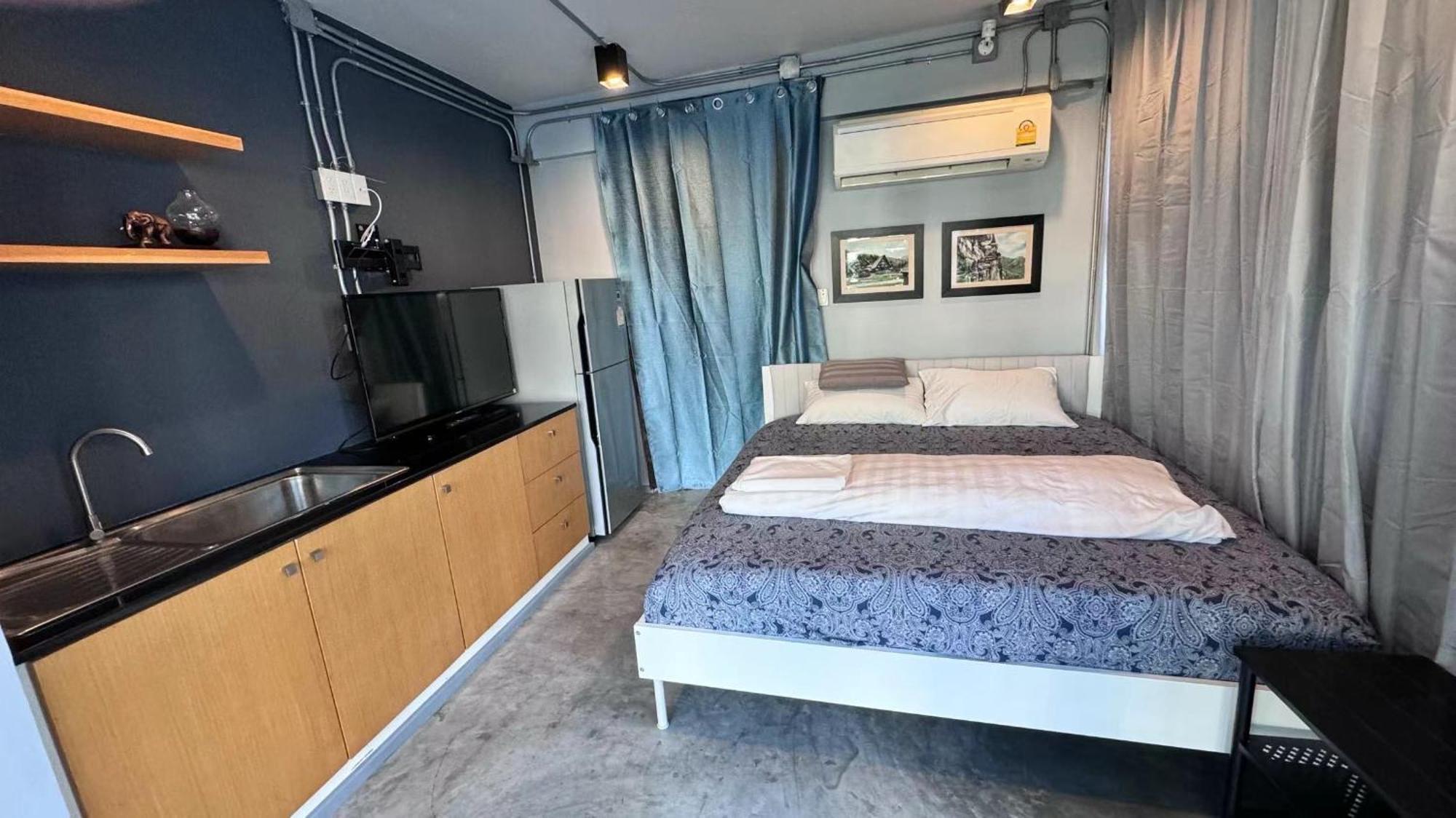 Bangkok Silom Chat Box Hostel المظهر الخارجي الصورة