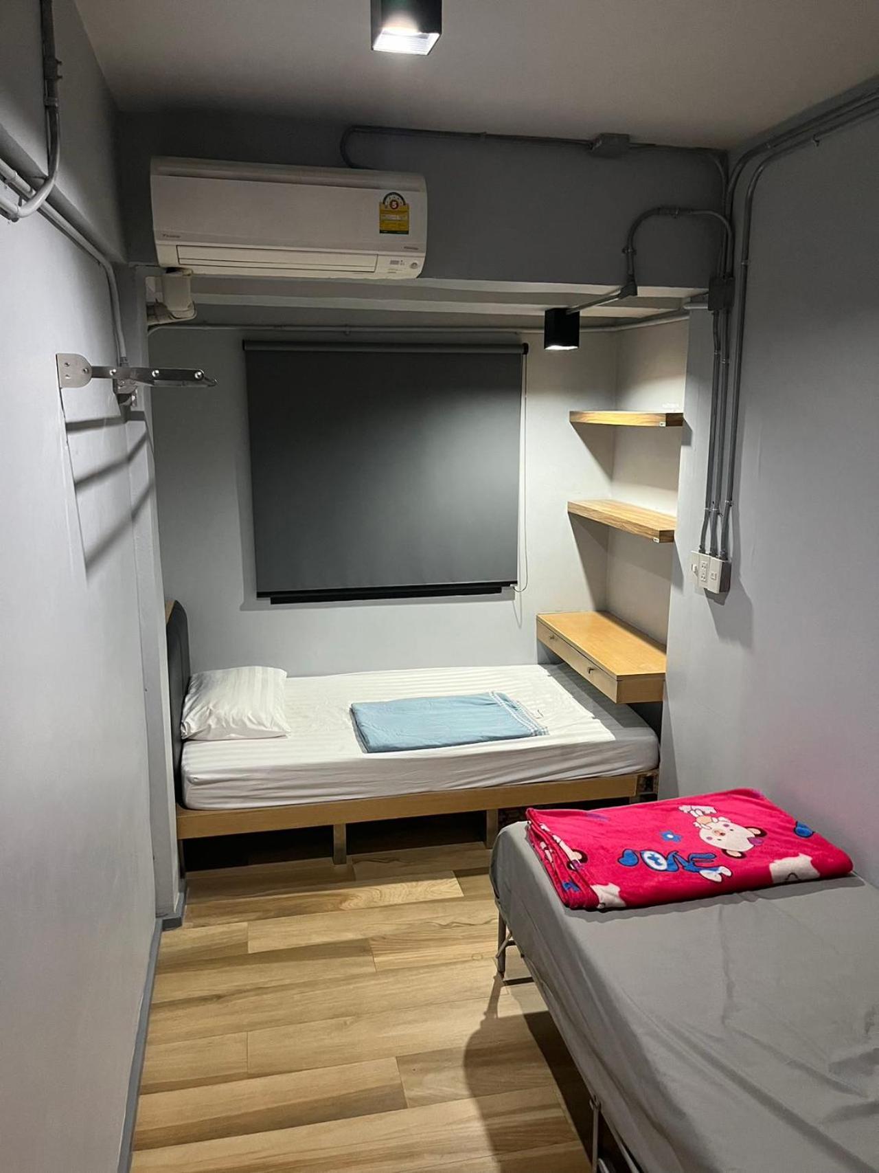 Bangkok Silom Chat Box Hostel المظهر الخارجي الصورة
